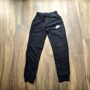 Nike Boys Joggers Size L